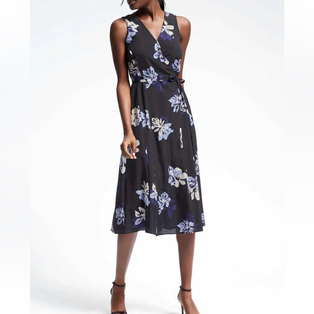 Banana Republic Black Blue Floral Print Sleeveless Midi Wrap Dress Small Petite